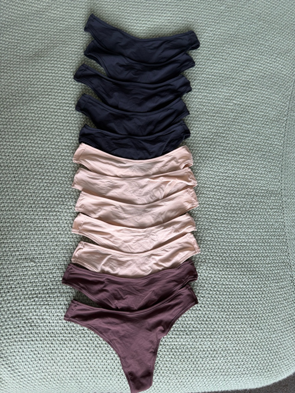 Seamless Scoop Tank Tops - Nude, Black, Mauve Set